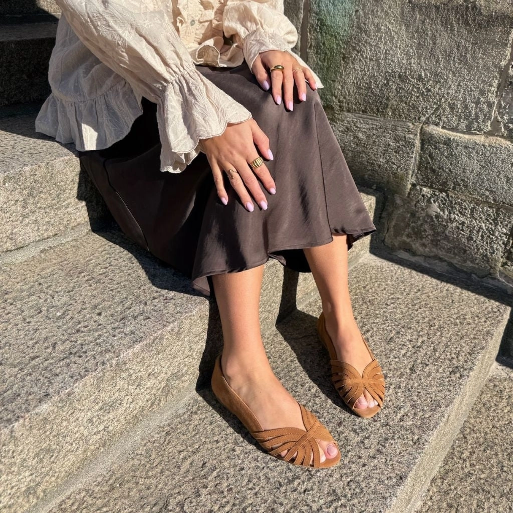 PASSIONATE SUEDE - COGNAC