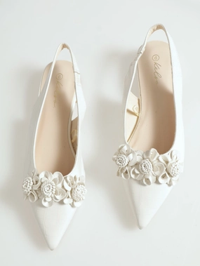 Pointy Croc Sling Back Sandal With Flowers - Off White
