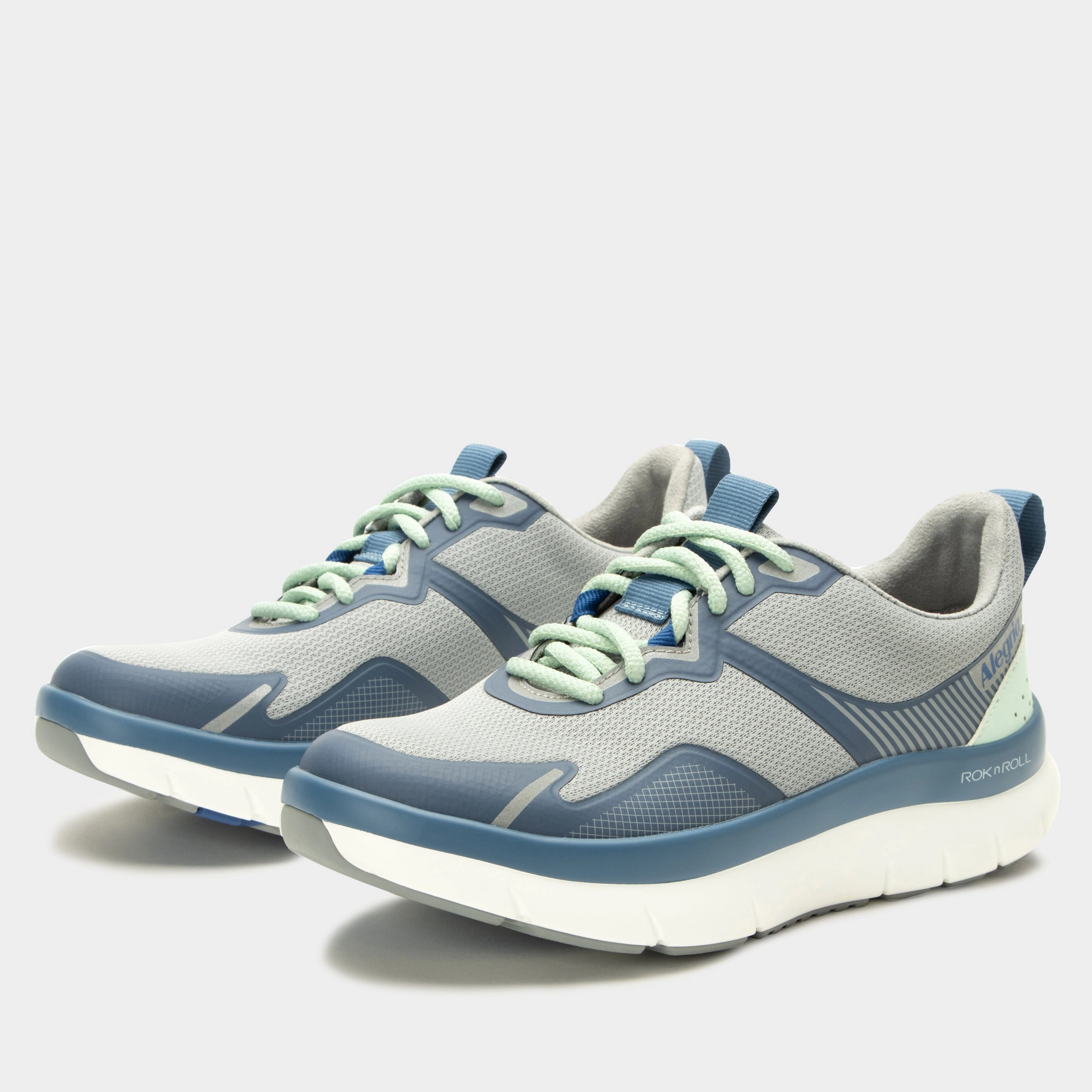 Procession Smoke Shoe