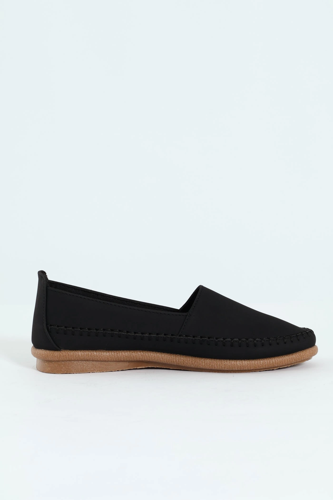 Riviera 15 Crochet Stitch Detail High Vamp Pump - Black