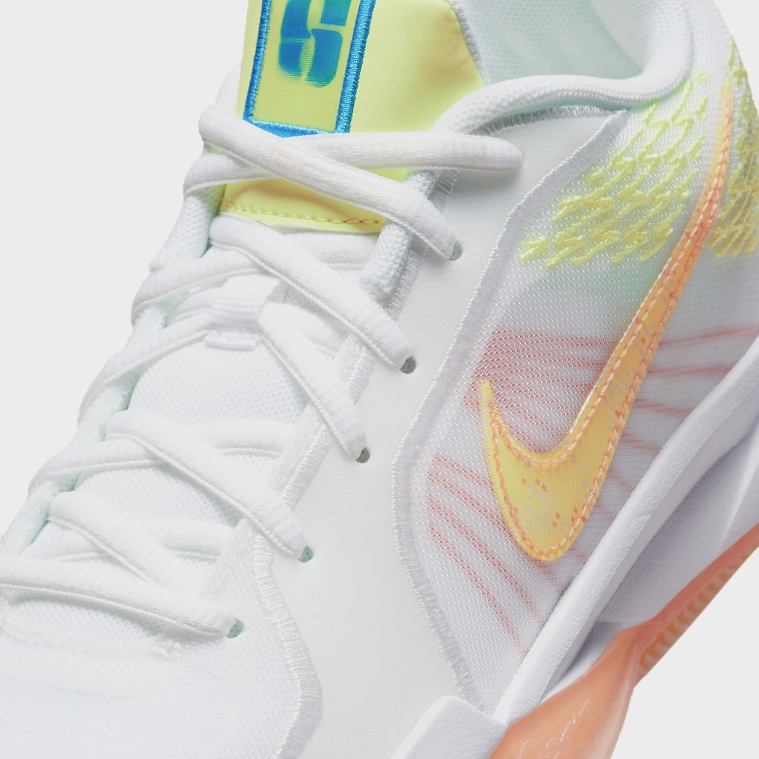 Sabrina 2 SE Grade School Lifestyle Shoes (White/Lemon Twist/Apricot Agate) (HF1188-100, Green/White)