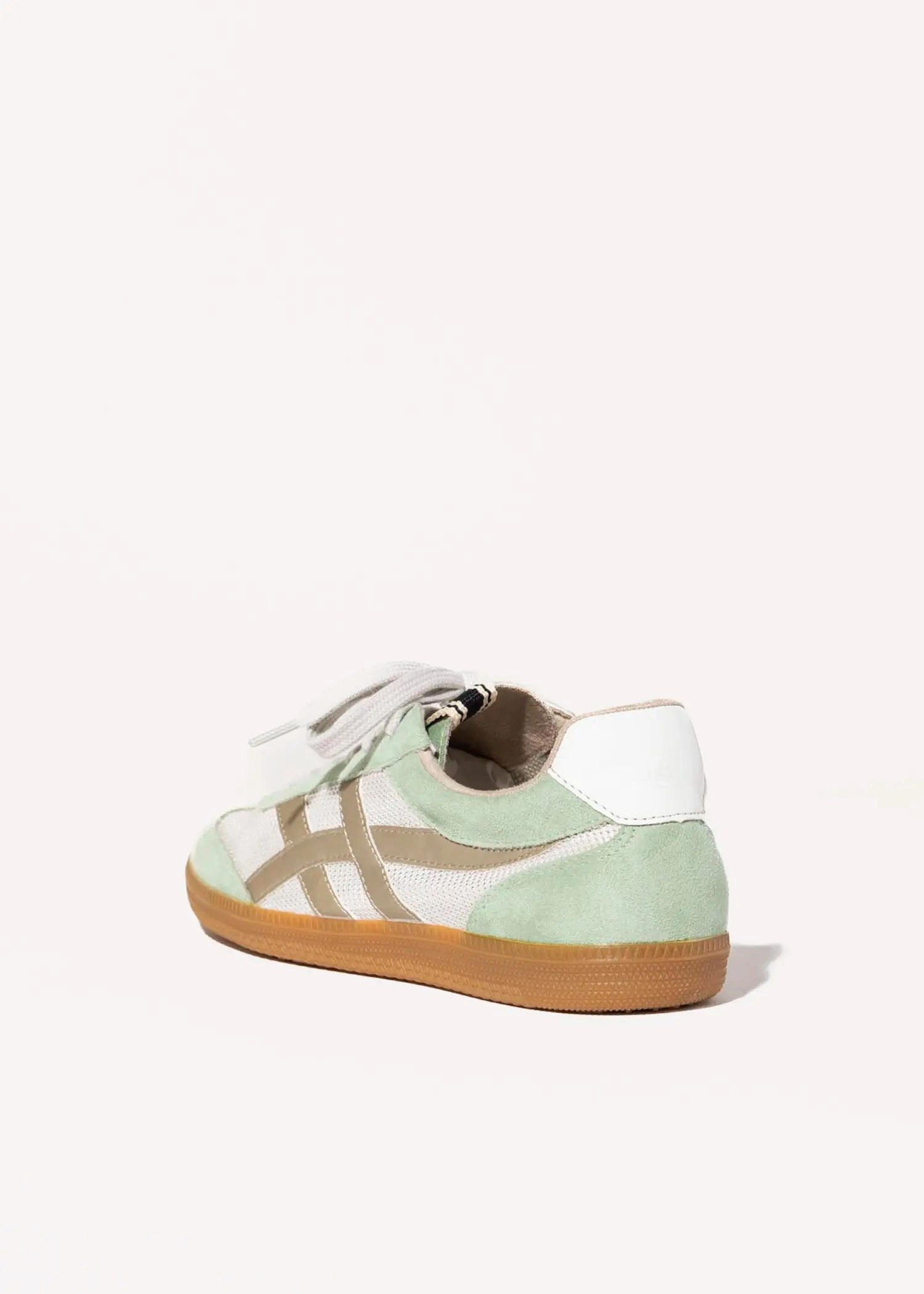 Sasha Sneaker