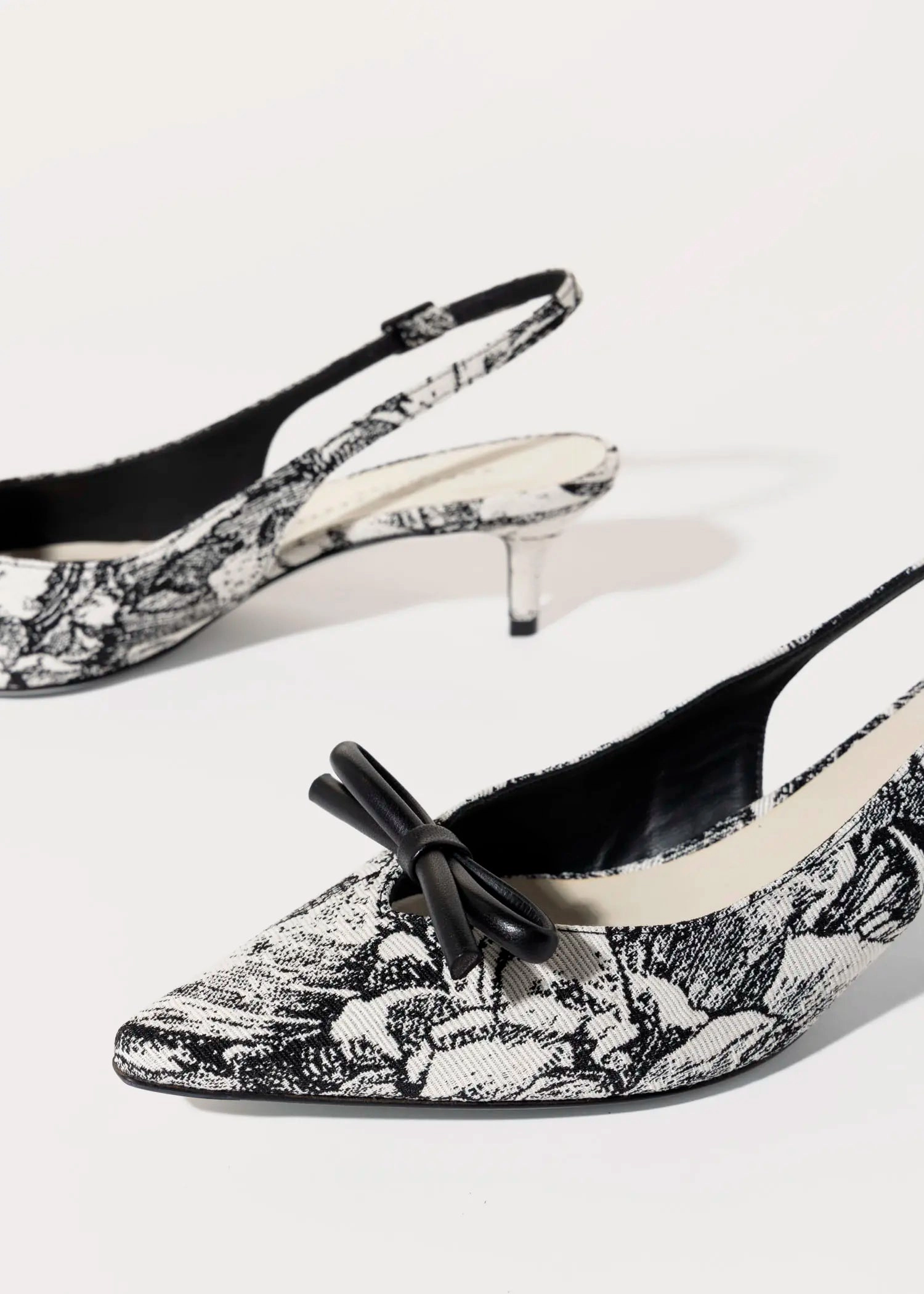 Senya Slingback Pump