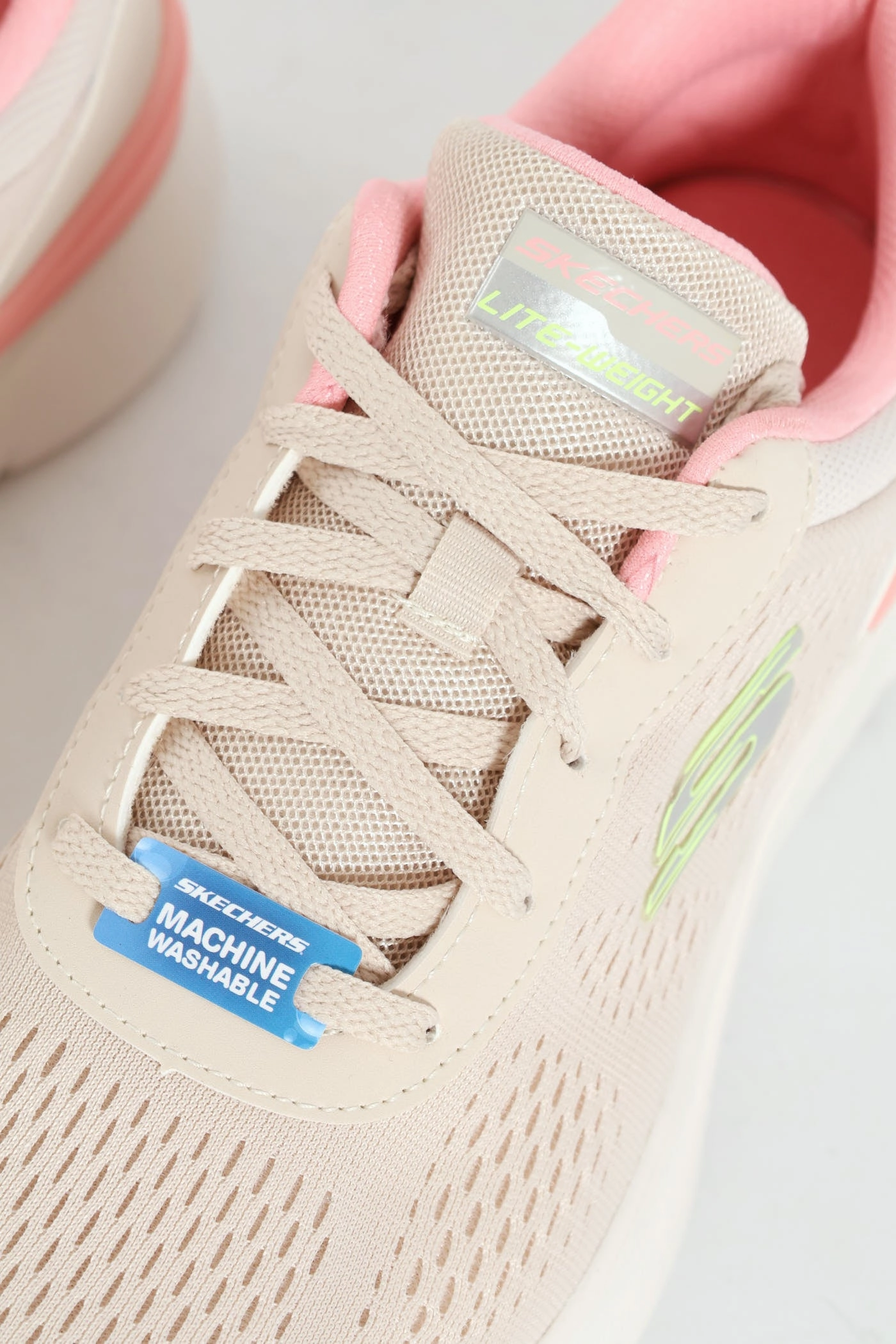 Skech-Air Dynamight 2.0 Sneaker - Light Pink