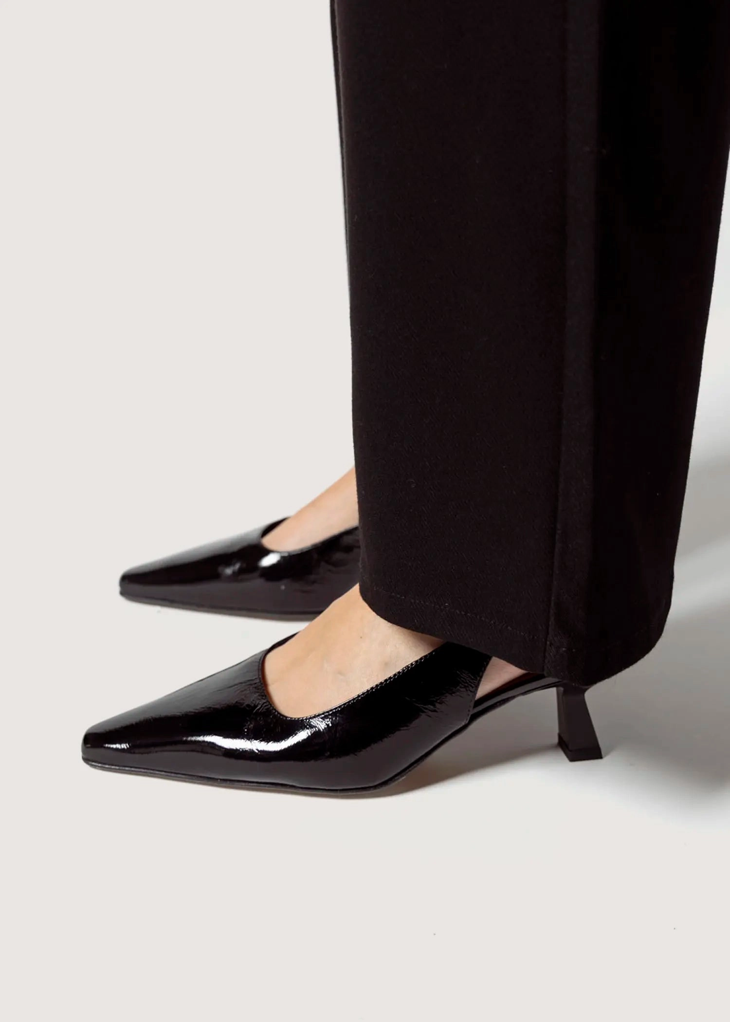 Slingback Pump
