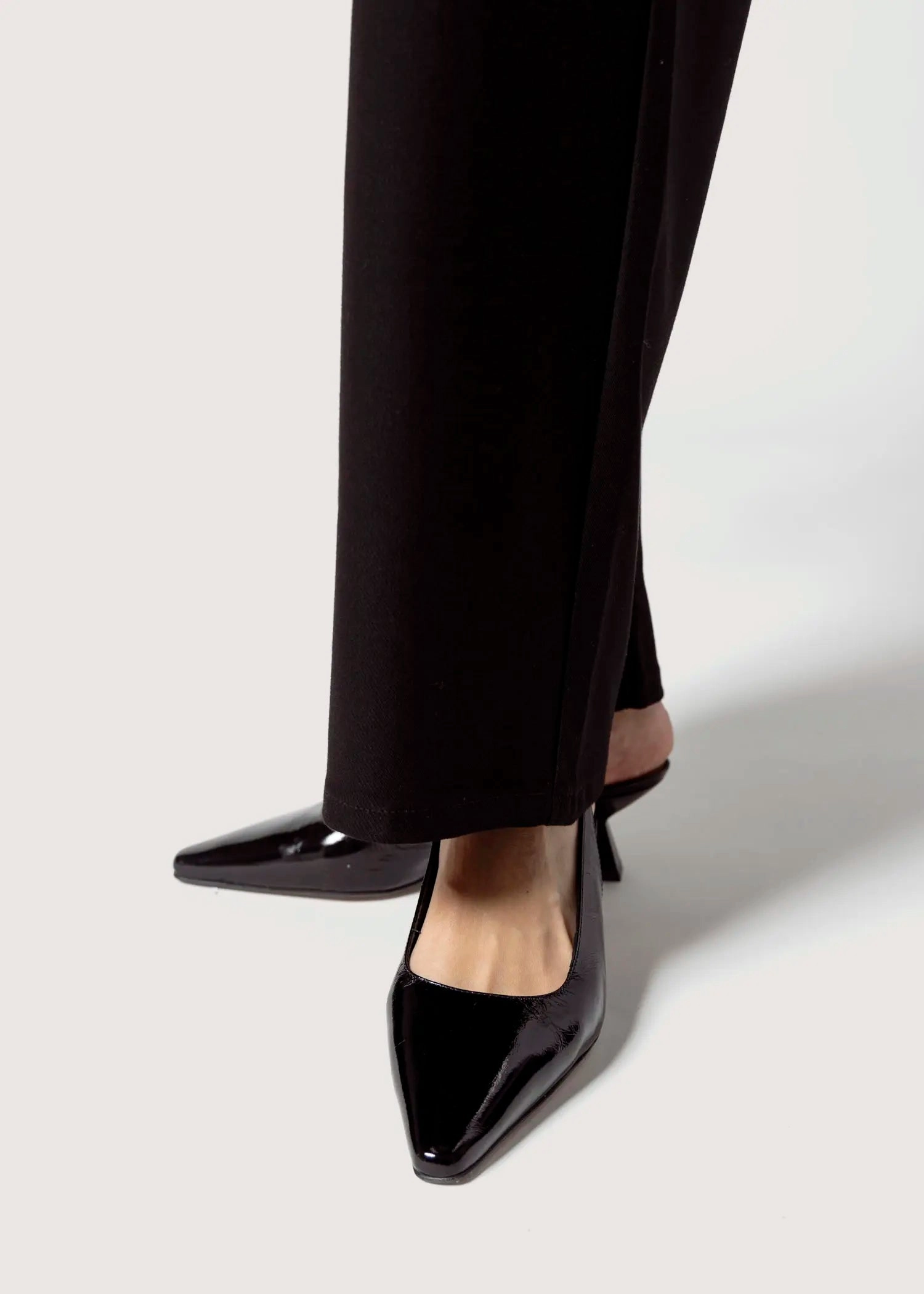Slingback Pump