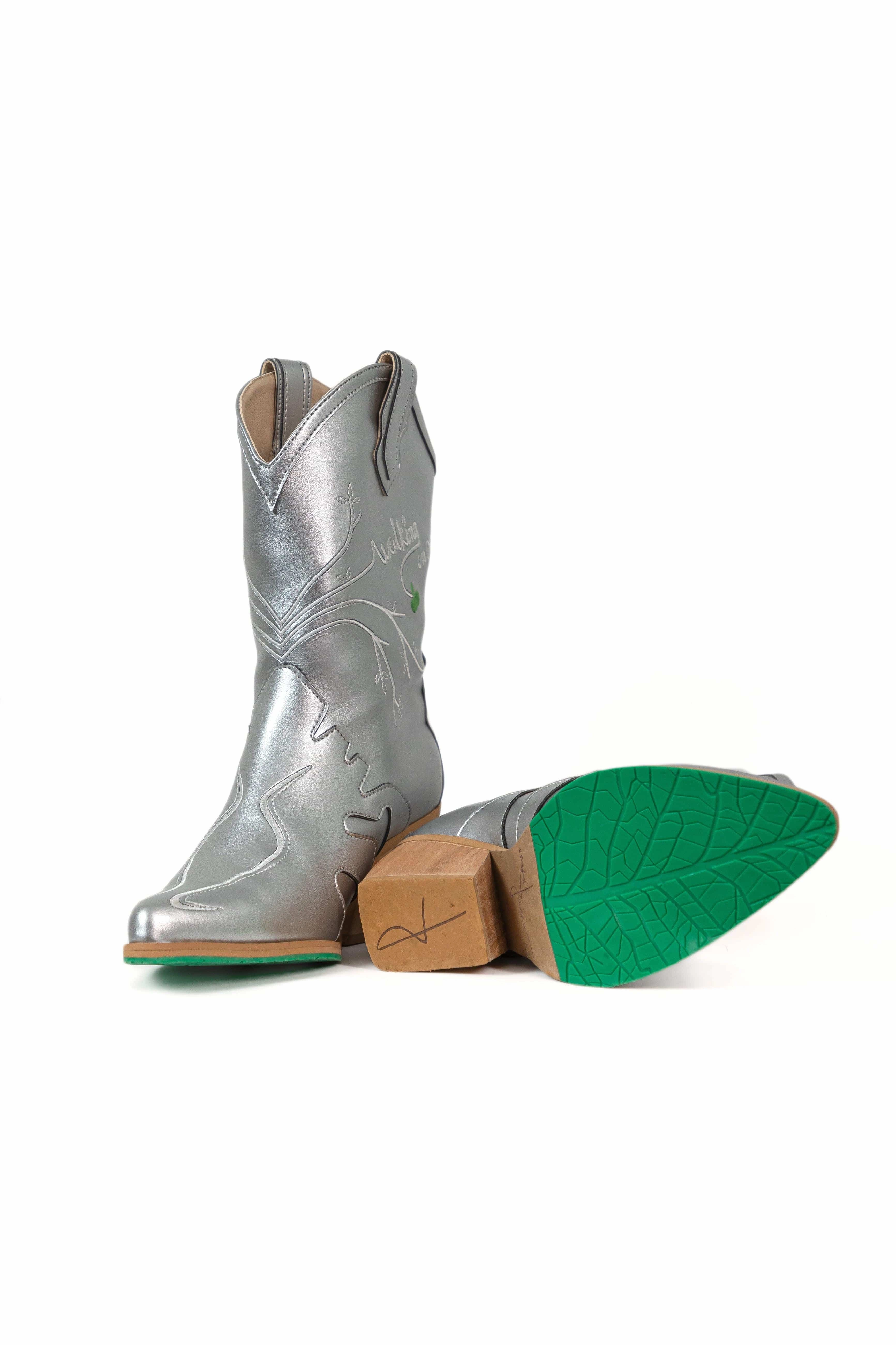 Sofie Vegan Apple Leather Cowboy Boots | Silver