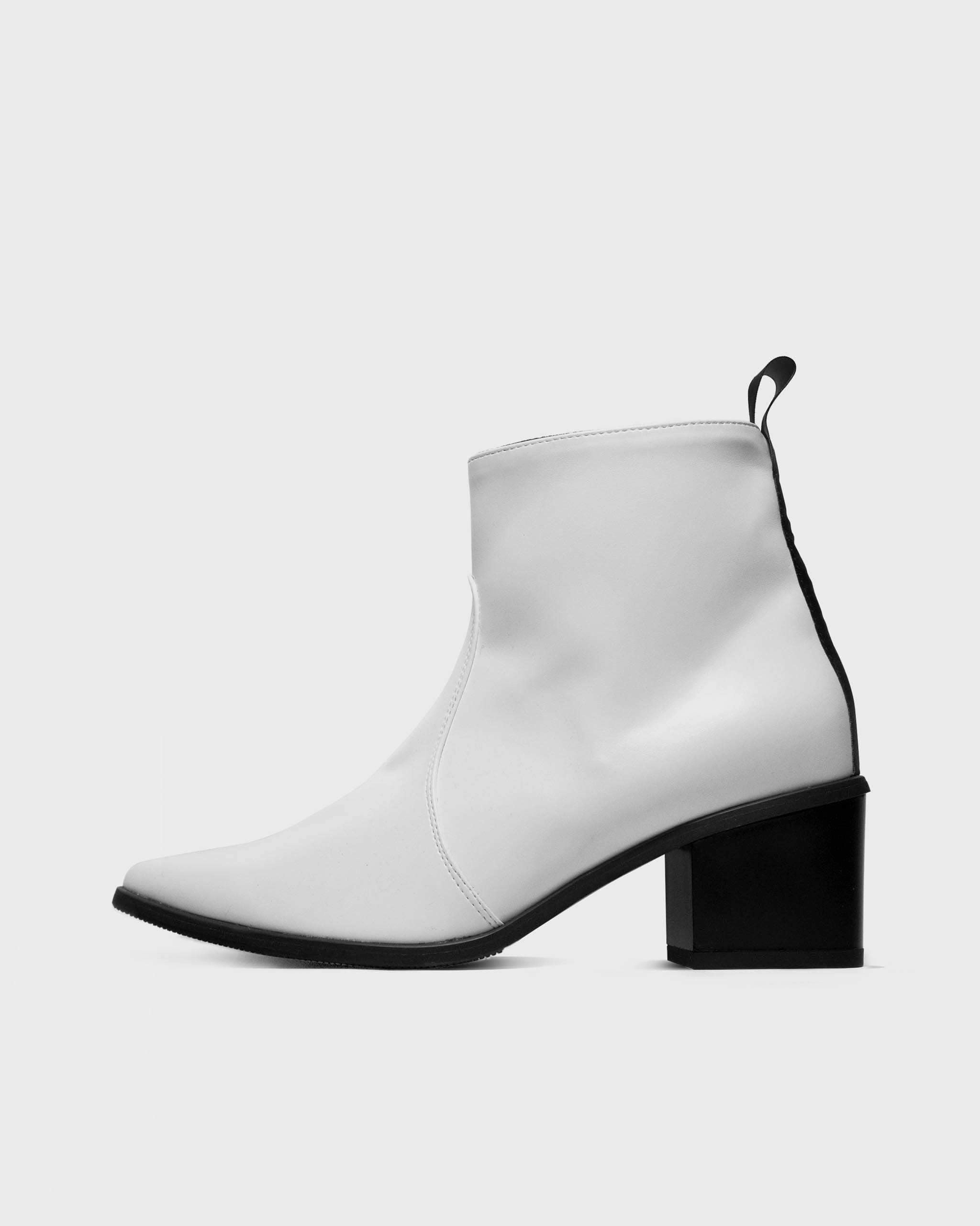 Swan No.1 Desserto Cactus Leather Vegan Ankle Boots | White