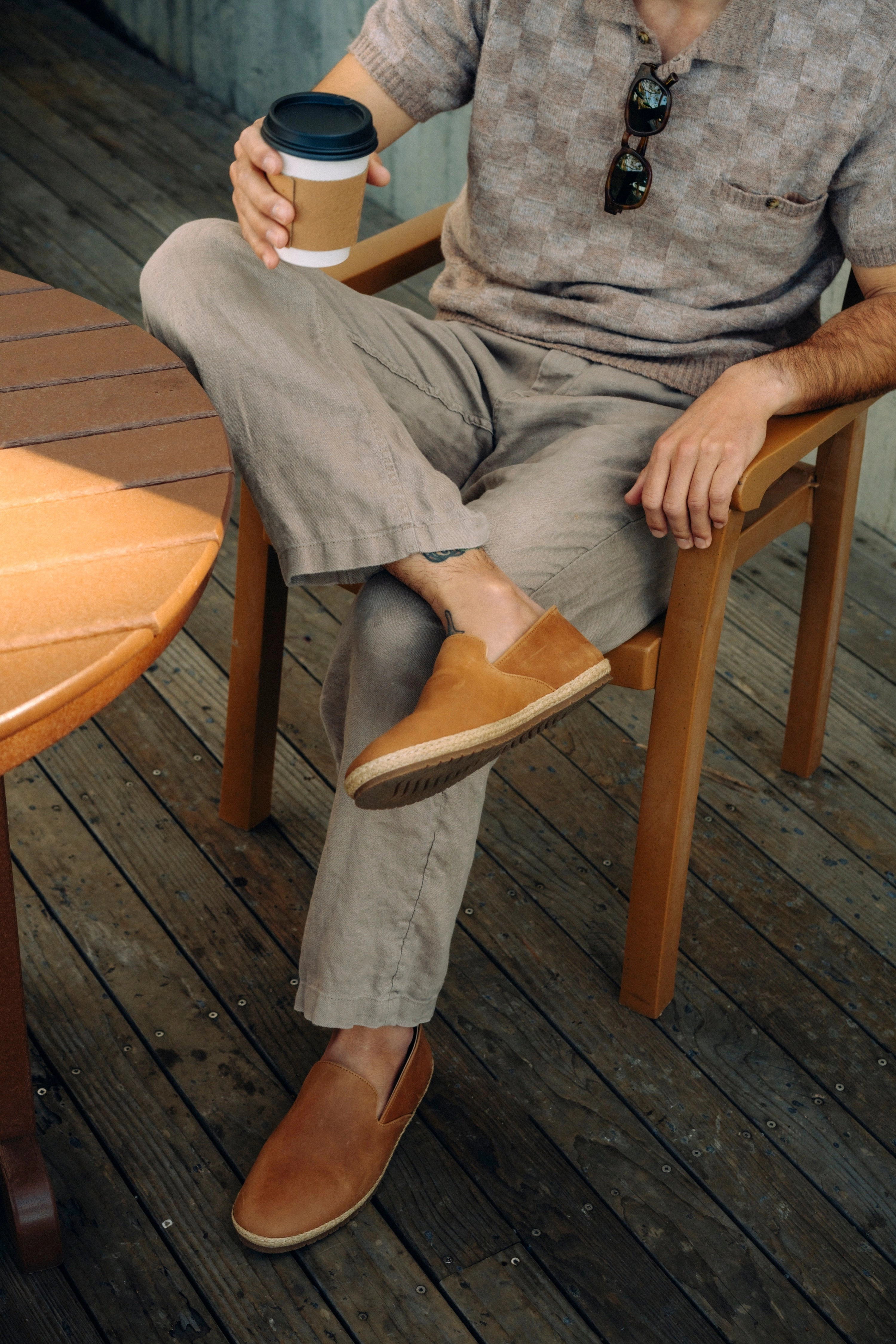 Tobacco Leather Seeker