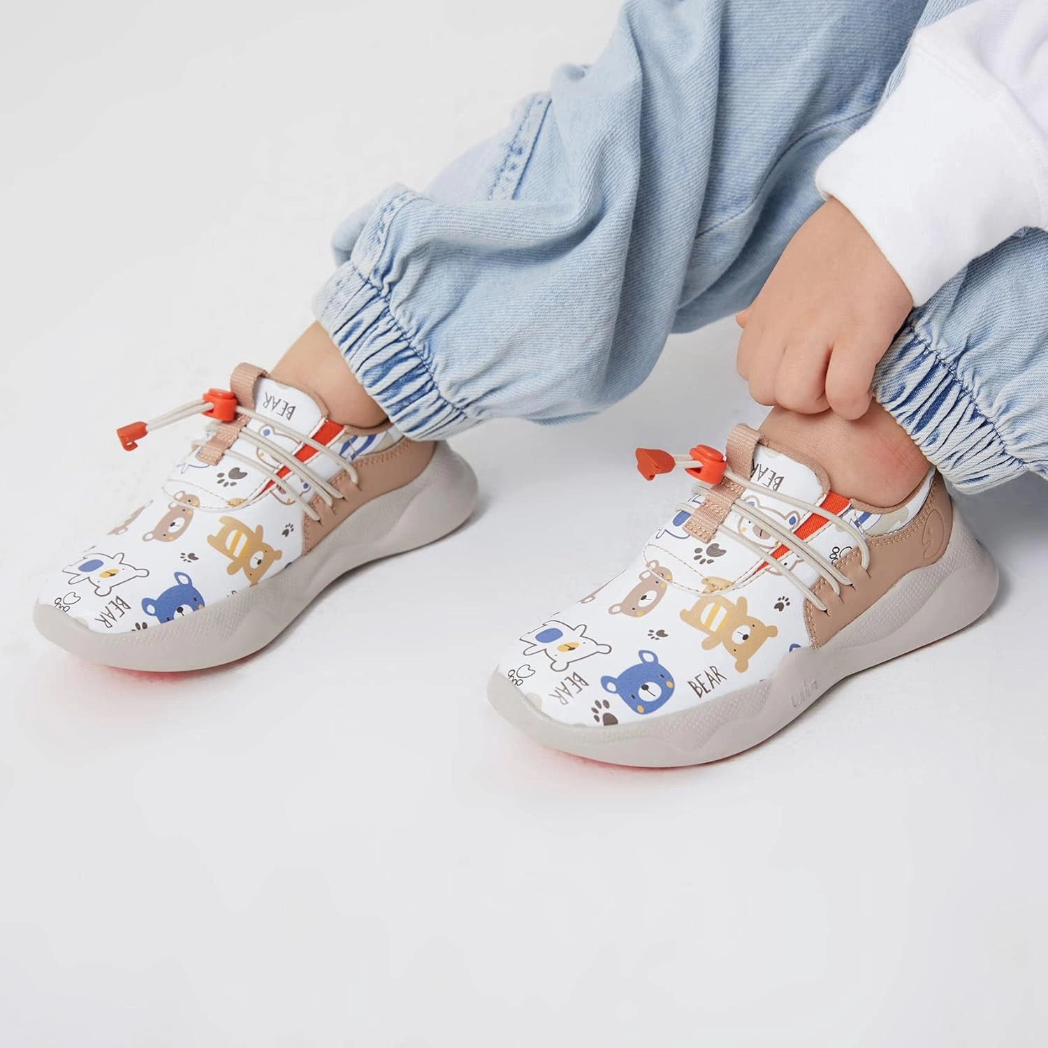 UIN Kid's Fashion Sneakers Lightweight Casual Comfortable Boys Girls Funny Painted Travel Shoes Mijas