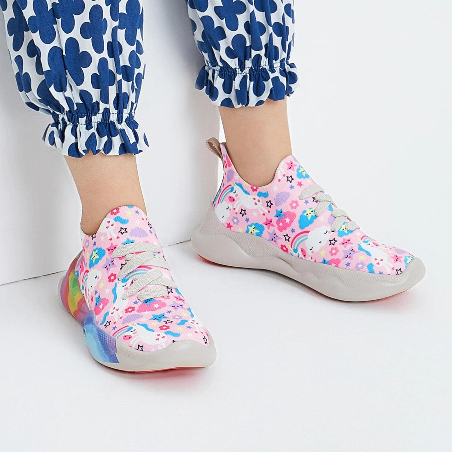 UIN Kid's Fashion Sneakers Lightweight Casual Comfortable Boys Girls Funny Painted Travel Shoes Mijas