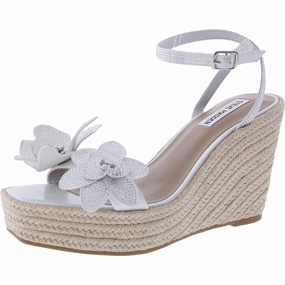 Universal Womens Applique Faux Leather Wedge Sandals
