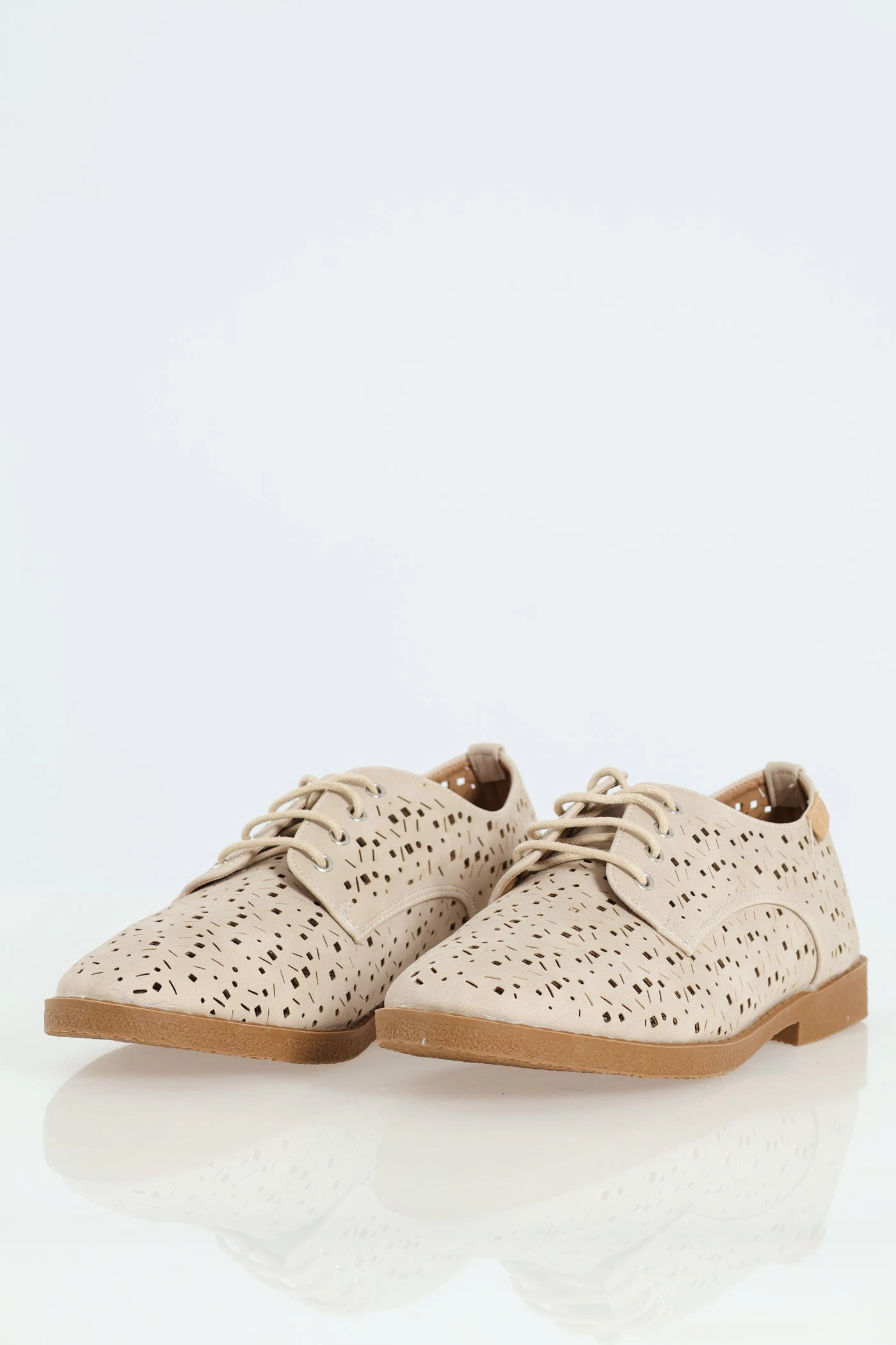 Vespa 13 Laser Cut Lace Up Oxford Shoe - Ivory