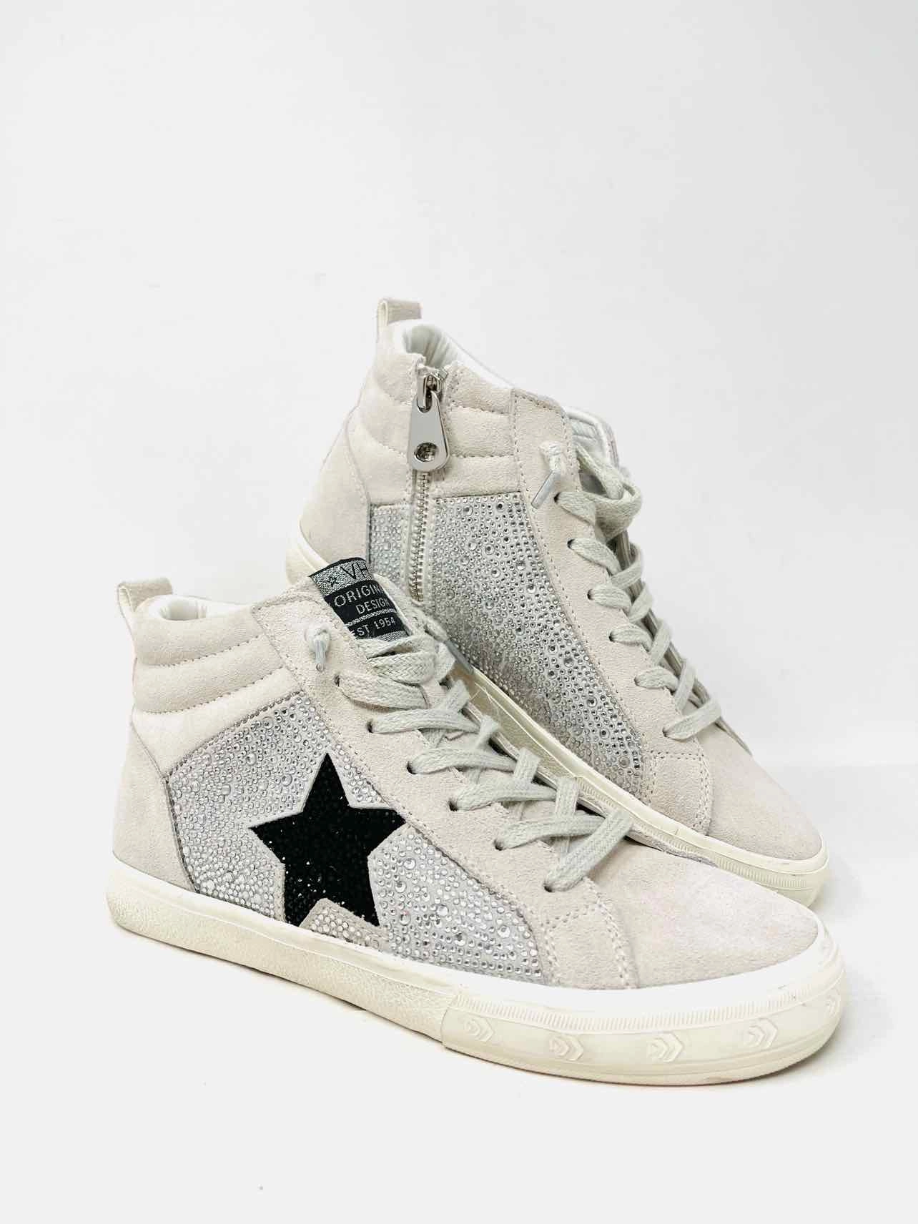 Vintage Havana Size 8 Wh/Bk/Slv Stars Rhinestones Shoes Sneakers