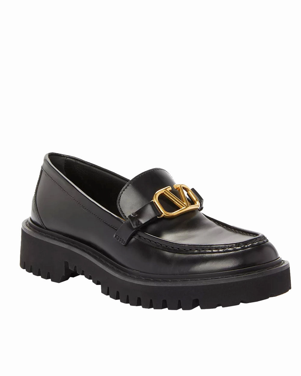 VLogo Signature Calfskin Loafer in Nero