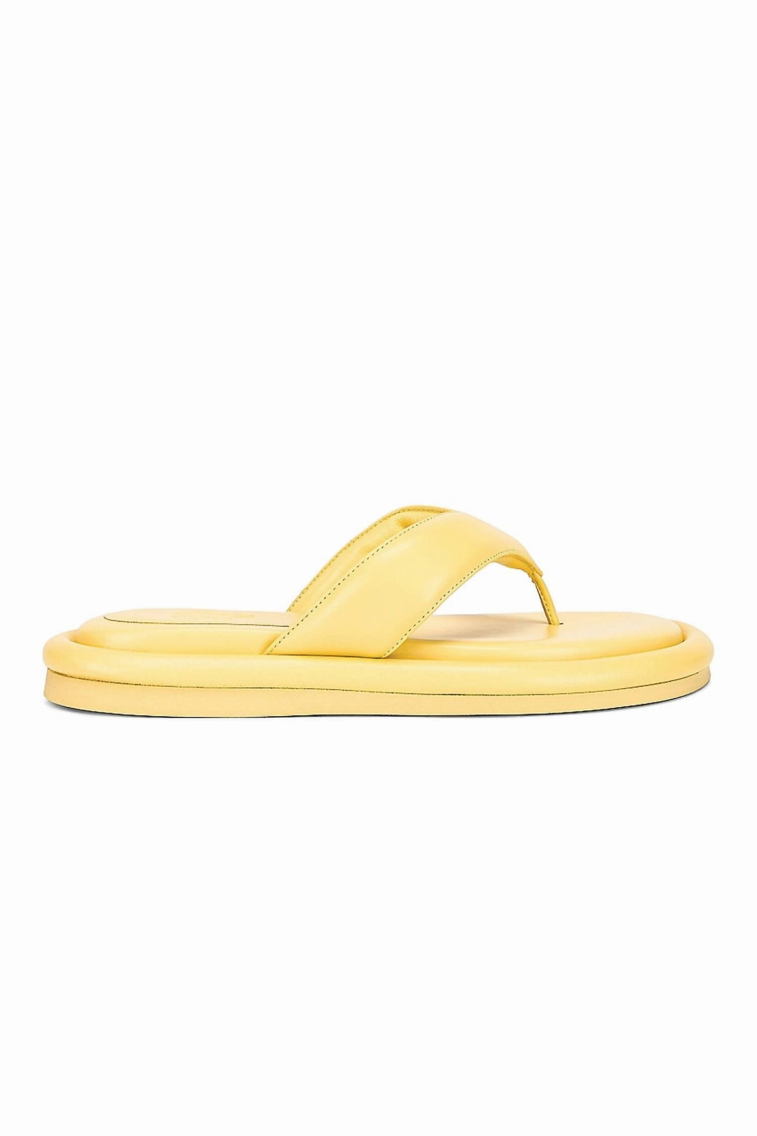 Women's Gia 5 Leather Thong Sandal In Butter Yellow