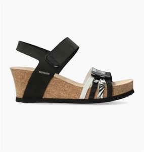 Women's Lucia Lightweight Walking Wedge Sandal In Black And White