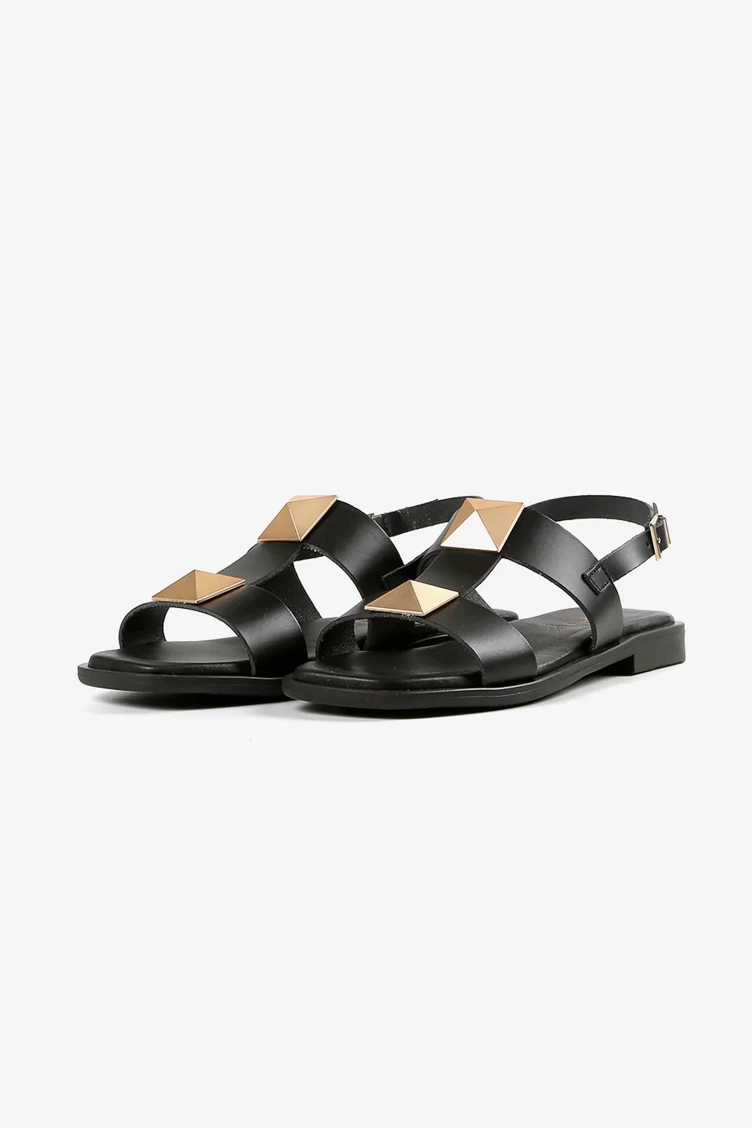 Women's Pyramid Stud Sandal In Black